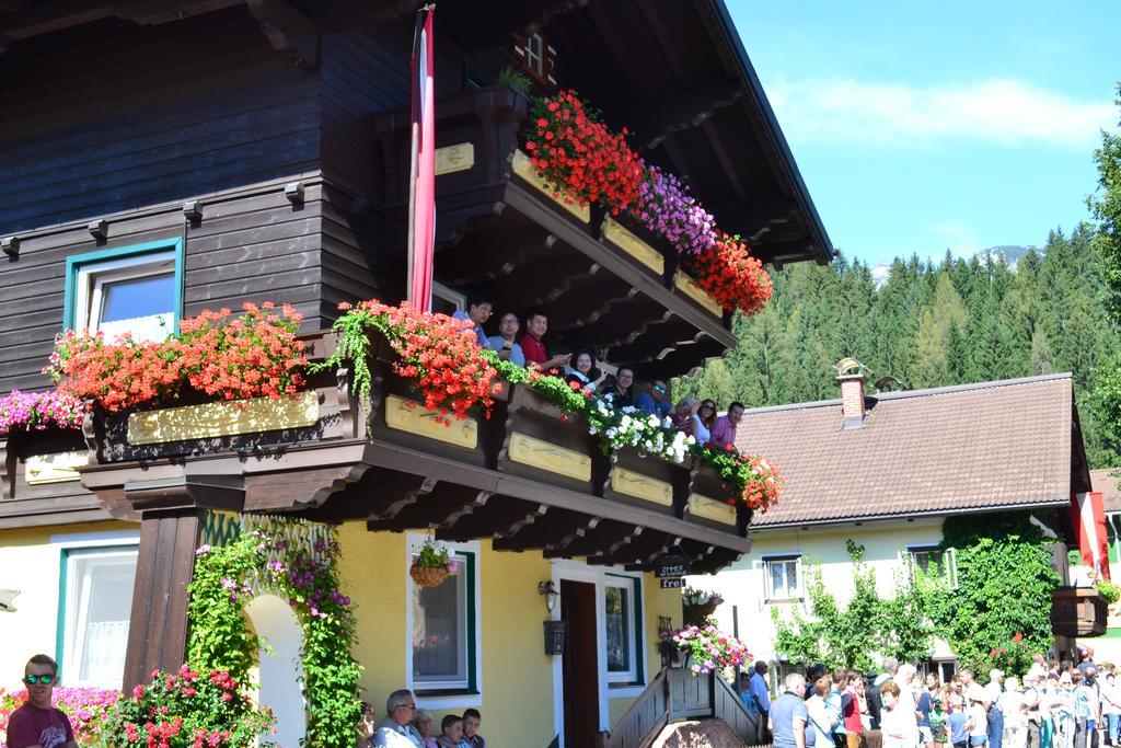 Pension Haus Rohrmoser Lungötz Exteriör bild