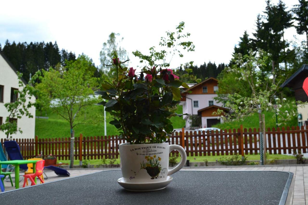 Pension Haus Rohrmoser Lungötz Exteriör bild